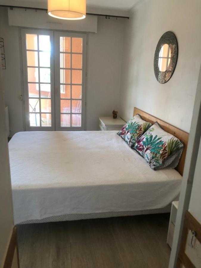Belle Residence Au Centre De Saint Tropez Avec Piscine Et Garage エクステリア 写真